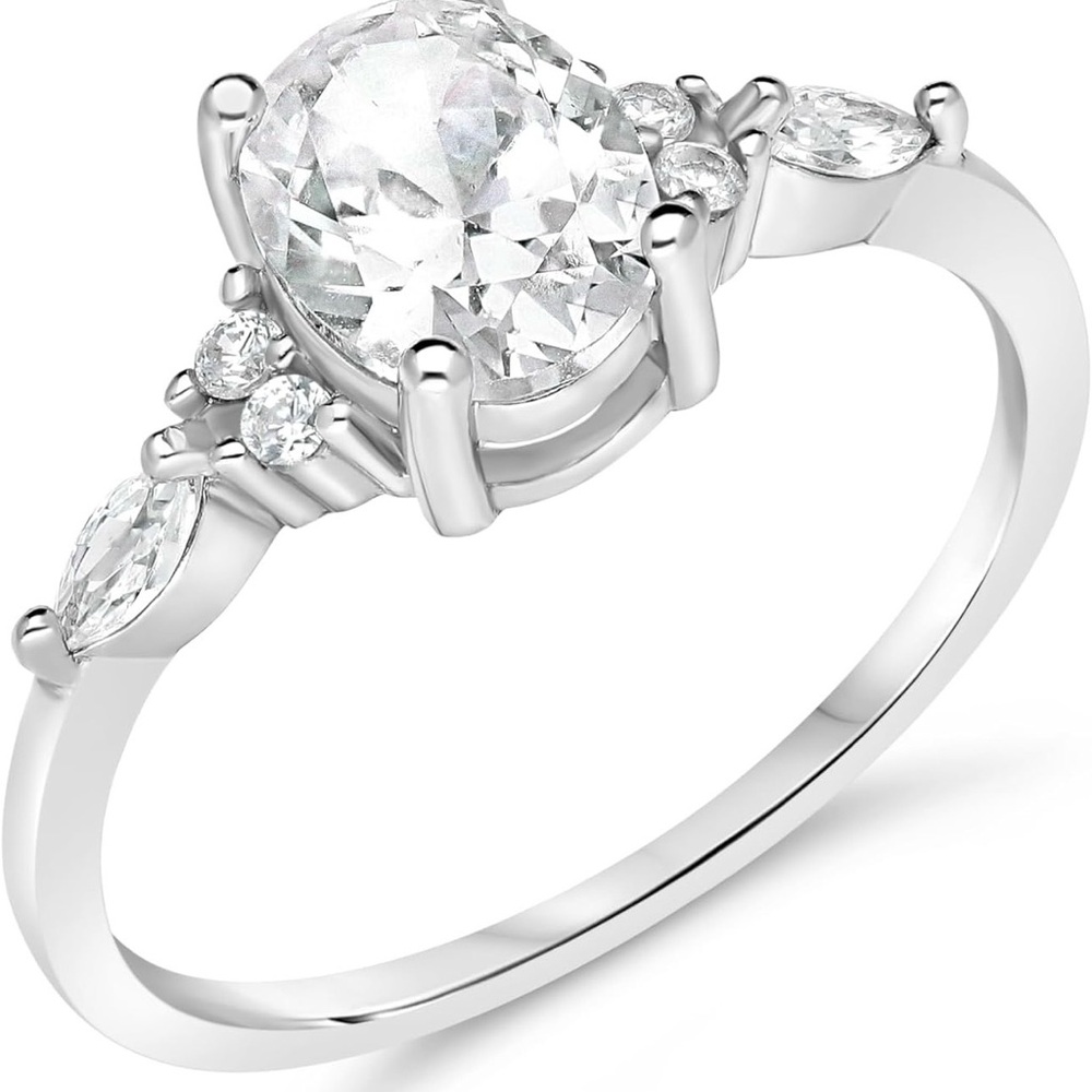 Dazzling Silver Women's Ring with Crystal Accents